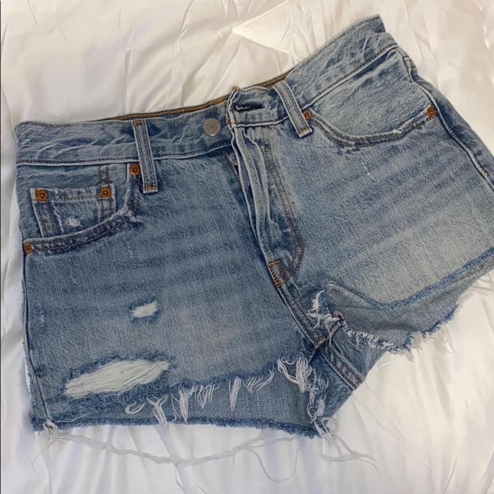 Levi’s Shorts 25